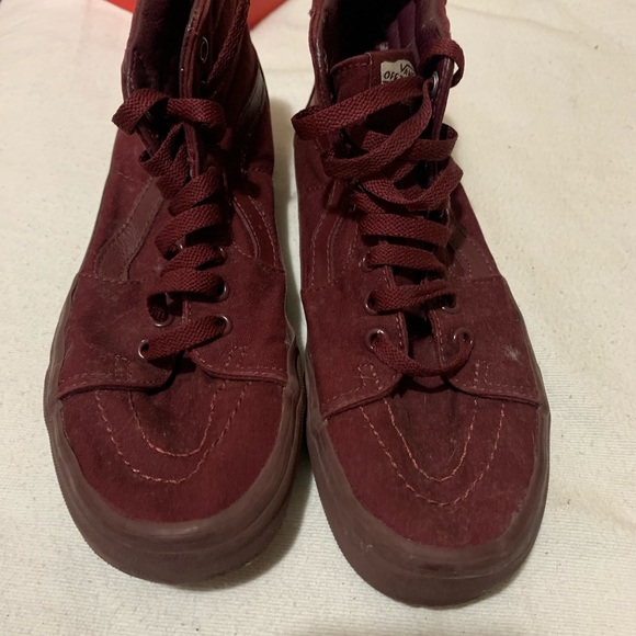 Shoes - Picture 3 of 3